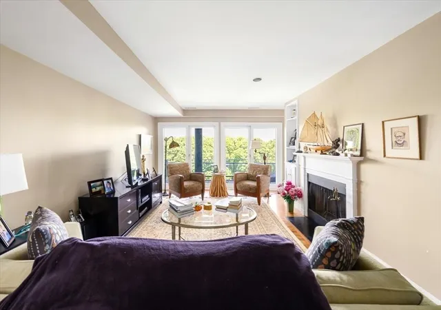 5th image of 227 Smt Ave, Brookline, MA 02446