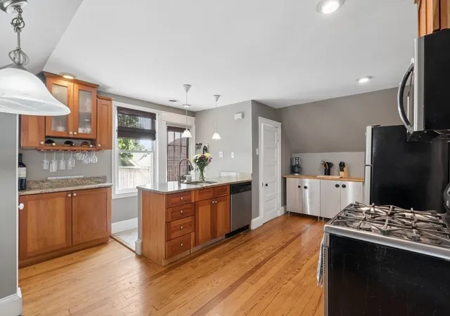 2nd image of 55 King #3, Dorchester, MA 02122 | MLS# 73556569