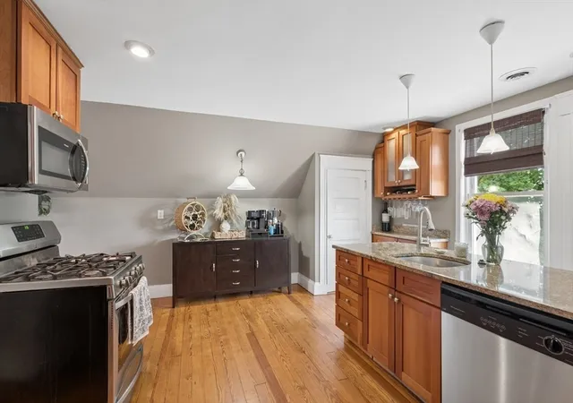 5th image of 55 King #3, Dorchester, MA 02122 | MLS# 73556569
