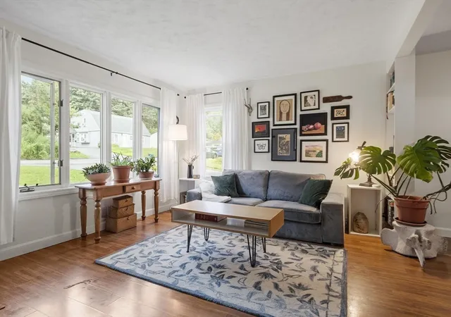 Photo 4 of Sale Pending at 456 Mower St, Worcester, MA 01602 | MLS# 73560217 | Listing updated on 2026-08-26