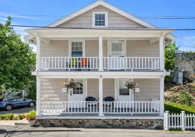 1st image of 4 Clark St, Swampscott, MA 01907 | MLS# 73538875