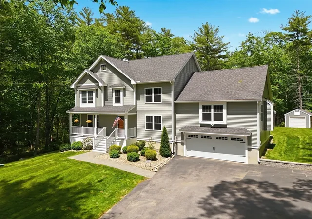 2nd image of 109 Thurlow St, Georgetown, MA 01833 | MLS# 73532128