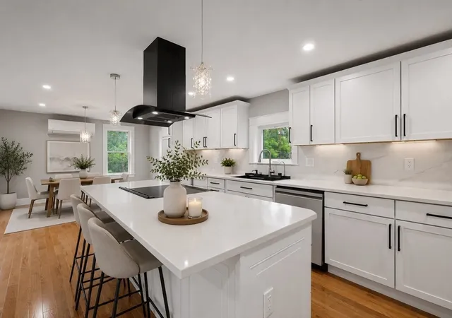 Photo 3 of Single family home for sale at 33 Milford St, Upton, MA 01568 | MLS# 73557408 | Listing updated on 2026-09-18