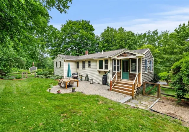 3rd image of 3 Colonial Dr, Littleton, MA 01460 | MLS# 73540660