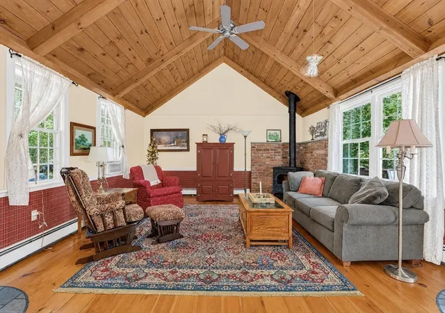 Photo 3 of Single family home for sale at 290 Grove St, Norwell, MA 02061 | MLS# 73568893 | Listing updated on 2026-10-02