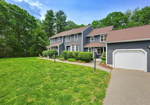 Homes for sale in Milford, MA | 39 Stallbrook Rd, Milford, MA 01757