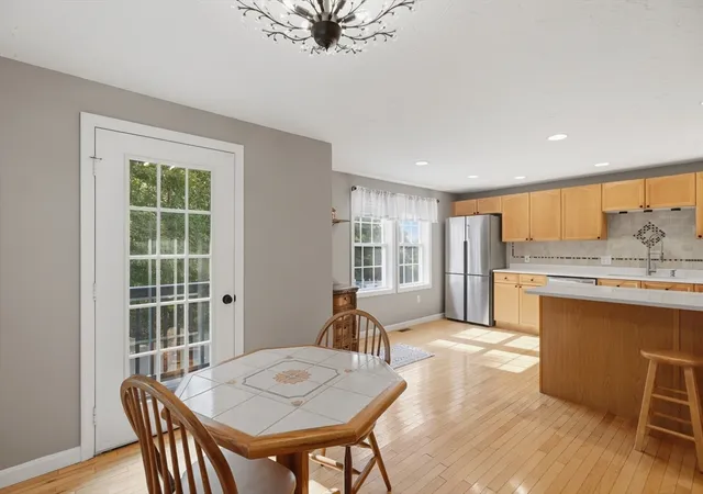 Photo 4 of Condo for sale at 37 W Meadow Ests Dr #37, West Townsend, MA 01474 | MLS# 73563798 | Listing updated on 2026-09-14