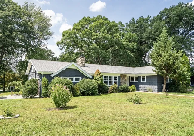 Photo 2 of Single family home for sale at 3 Cathy Rd, Burlington, MA 01803 | MLS# 73562218 | Listing updated on 2026-09-06