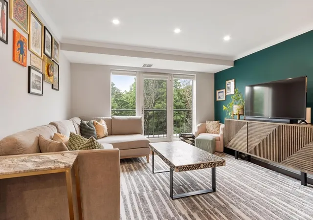 Homes for sale in Arlington, MA | 1 Watermill Pl #425, Arlington, MA 02476 | MLS# 73545822