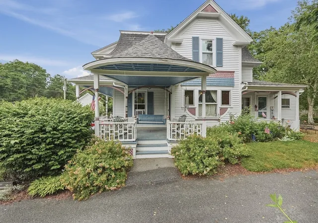 1st image of 166 County Rd, East Freetown, MA 02717 | MLS# 73546678