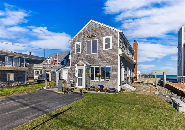 1st image of 36 Ocean St, Marshfield, MA 02050 | MLS# 73504772