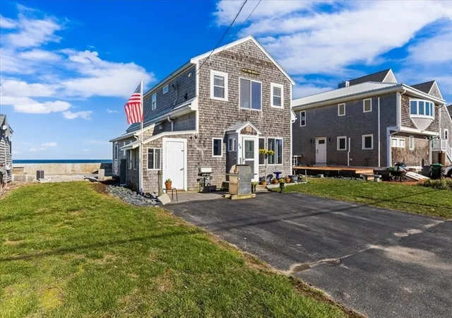 3rd image of 36 Ocean St, Marshfield, MA 02050 | MLS# 73504772