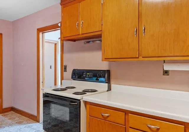 4th image of 20 Greenwood Road, Peabody, MA 01960 | MLS# 73559262