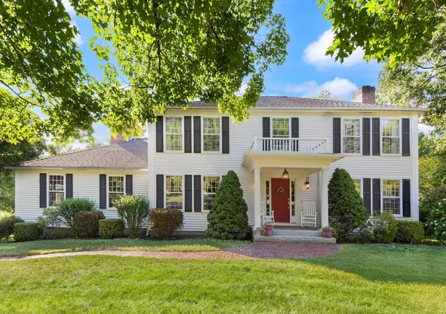 2nd image of 28 Thompson Dr, Sudbury, MA 01776 | MLS# 73544993