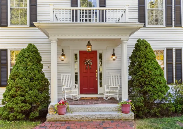 3rd image of 28 Thompson Dr, Sudbury, MA 01776 | MLS# 73544993