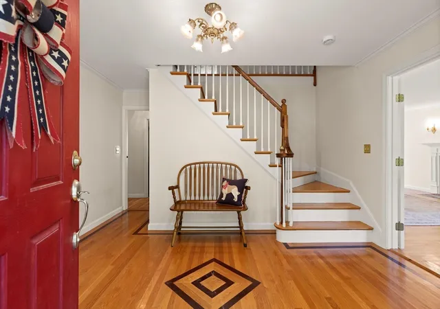 5th image of 28 Thompson Dr, Sudbury, MA 01776 | MLS# 73544993