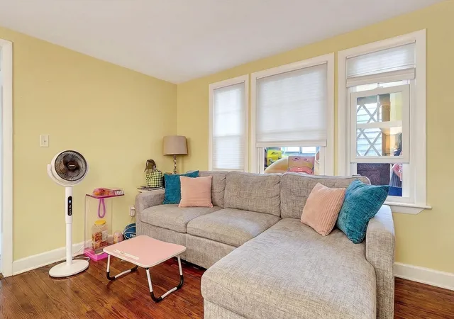 4th image of 143 Myrtle Street, Melrose, MA 02176 | MLS# 73537449
