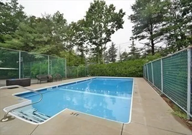 2nd image of 1559 Bay St, Taunton, MA 02780