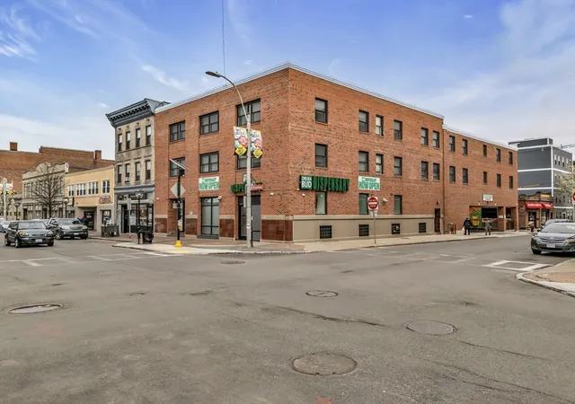 2nd image of 267 Broadway, Chelsea, MA 02150 | MLS# 73516159