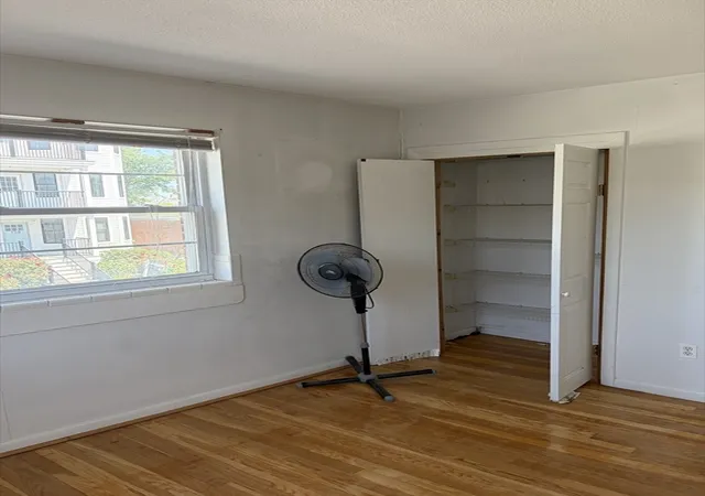 4th image of 1 Melbourne St, Boston, MA 02124