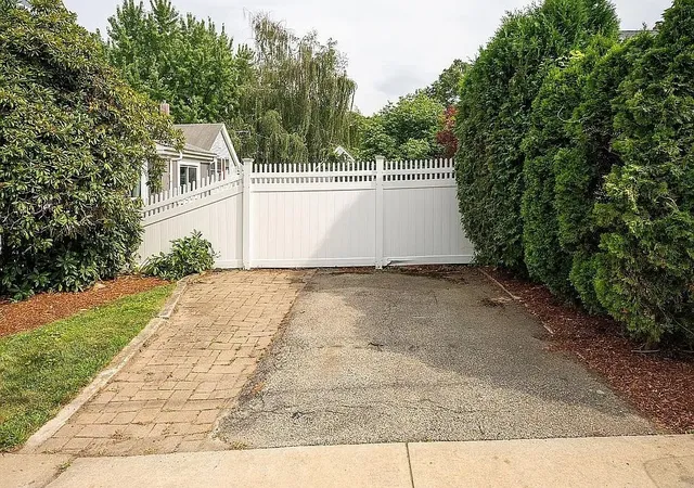 29th image of 32 Water St, Marlborough, MA 01752 | MLS# 73421389