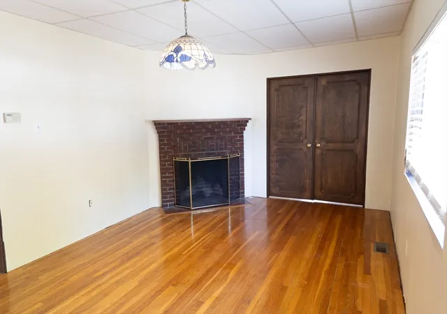 3rd image of 204 Main Street, Melrose, MA 02176 | MLS# 73547157
