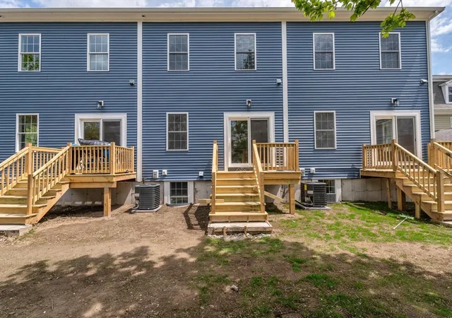 Homes for sale in Fall River, MA | 362 High St, Fall River, MA 02720 | Houzeo