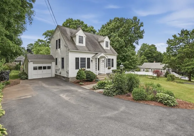 2nd image of 24 Maplewood Avenue, West Boylston, MA 01583 | MLS# 73546610