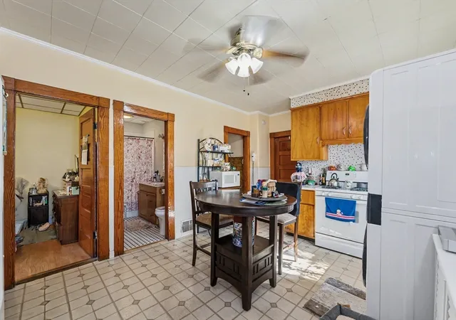 Listing Photo 4 - Condo for sale in building located at 256 University Ave, Lowell, MA 01854