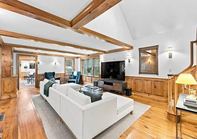 image of 5 Elders Pond Dr, Lakeville, MA 02347 | MLS# 73559563