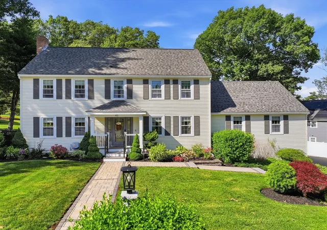 Homes for sale in Leominster, MA | 45 Constitution Dr, Leominster, MA 01453 | MLS# 73539969