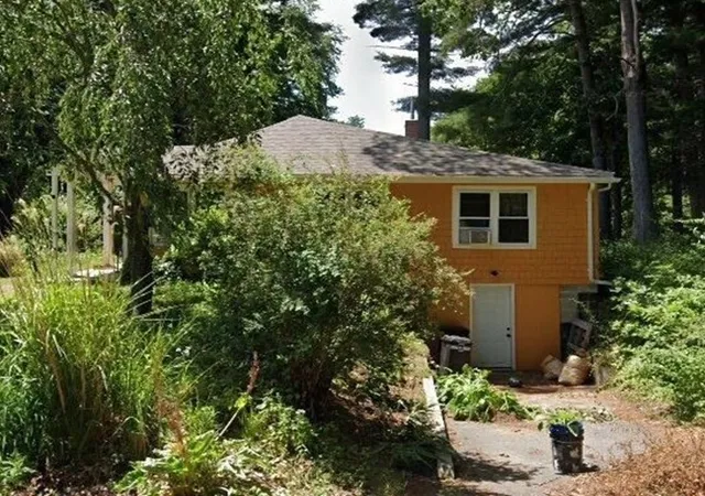 2nd image of 154 Lingan Street, Halifax, MA 02338 | MLS# 73535726