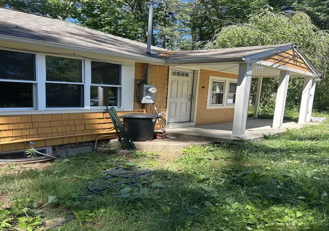 3rd image of 154 Lingan Street, Halifax, MA 02338 | MLS# 73535726