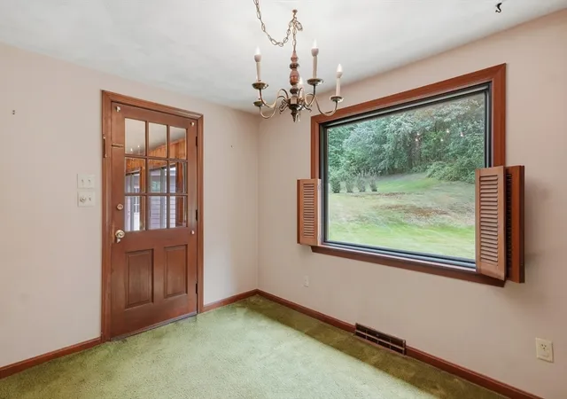 Photo 4 of Sale Pending at 9 Conestoga Rd, Chelmsford, MA 01824 | MLS# 73562860 | Listing updated on 2026-09-02
