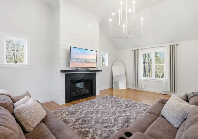Photo 3 of Sale Pending at 1 Smith Rd, Sutton, MA 01590 | MLS# 73560087 | Listing updated on 2026-09-19