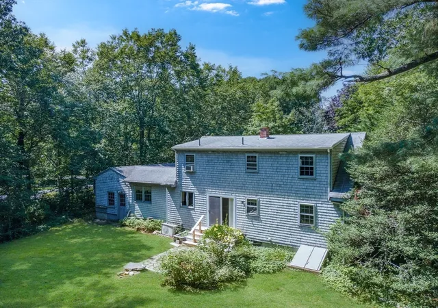 Photo 3 of Single family home for sale at 7 Tupola Ln, Mattapoisett, MA 02739 | MLS# 73566497 | Listing updated on 2026-09-28