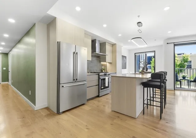 2nd image of 187 191 Condor St #5, East Boston, MA 02128 | MLS# 73531595