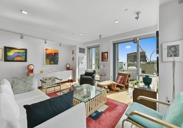 Listing Photo 4 - Condo for sale in Folio Boston located at 80 Broad, Boston, MA 02110 - Unit #PH1202