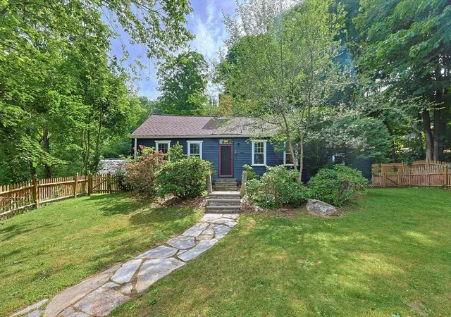 Homes for sale in Spencer, MA | 5 Clark Terrace, Spencer, MA 01562 | MLS# 73542204