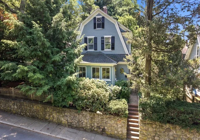 Homes for sale in Boston, MA | 43 Southbourne Rd, Boston, MA 02130 | MLS# 73549754