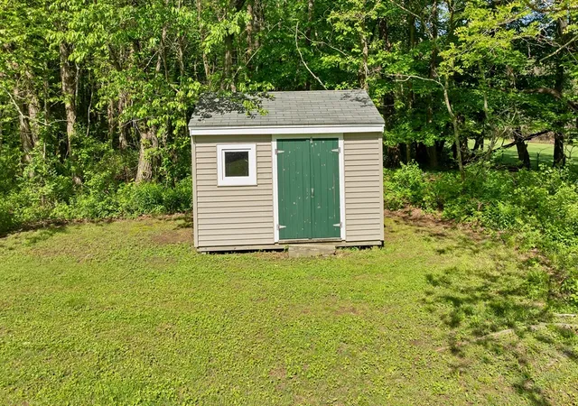 5th image of 1 Muddy Pond, Kensington, NH 03833 | MLS# 73545355