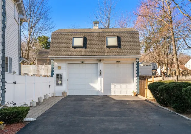 Photo 3 of Single family home for sale at 113 Temple Rd, Waltham, MA 02452 | MLS# 73499106 | Listing updated on 2026-09-07