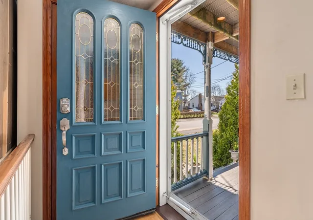 Photo 3 of Single family home for sale at 113 Temple Rd, Waltham, MA 02452 | MLS# 73499106 | Listing updated on 2026-09-07