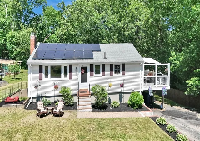 Homes for sale in Randolph, MA | 20 Madison Ave, Randolph, MA 02368 | MLS# 73533583