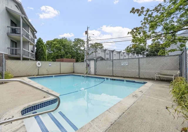 17th image of 1461 Pawtucket Blvd #D-4, Lowell, MA 01854 | MLS# 73552426