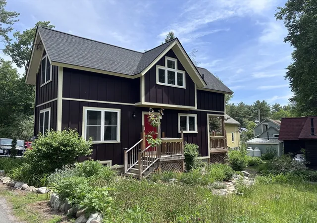 Photo 2 of Sale Pending at 48 Laurel Park #48, Northampton, MA 01060 | MLS# 73529792 | Listing updated on 2026-09-23