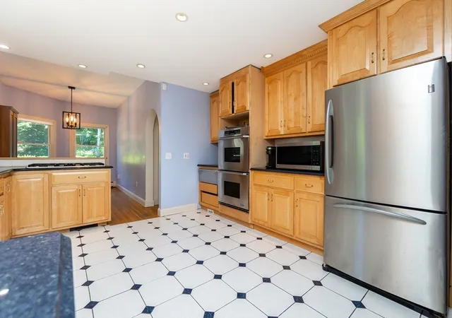 2nd image of 133 Concord Rd, Sudbury, MA 01776 | MLS# 73537954