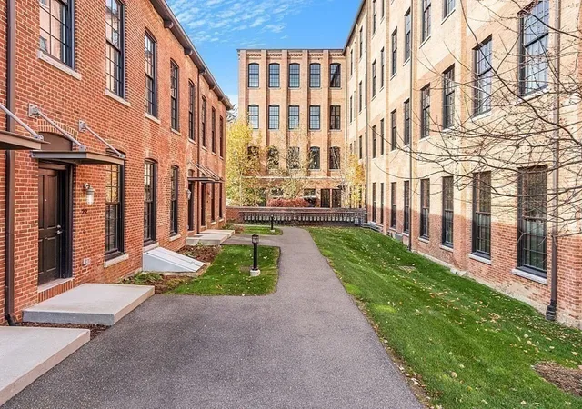 Photo 2 of Condominium at 160 Water St #25, Williamstown, MA 01267 | MLS# 73300912 |  | Sold on 2024-12-06