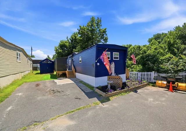 4th image of 229 Miller St #G9, Ludlow, MA 01056 | MLS# 73549431
