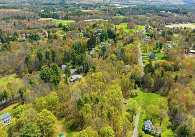 Photo 4 of Sale Pending at 817 Somers Rd, East Longmeadow, MA 01028 | MLS# 73535401 | Listing updated on 2026-09-08